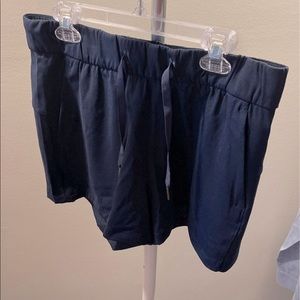 Lululemon on the fly 2.5”